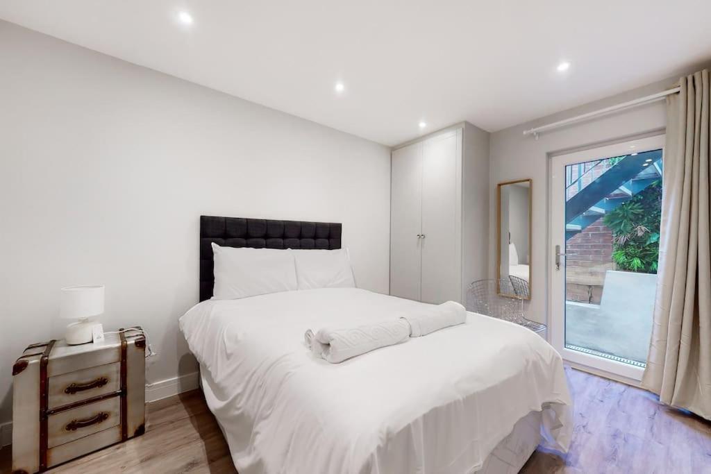 Stylish 2Bed Flat 10Min To Wimbledon Tennis Courts ลอนดอน ภายนอก รูปภาพ